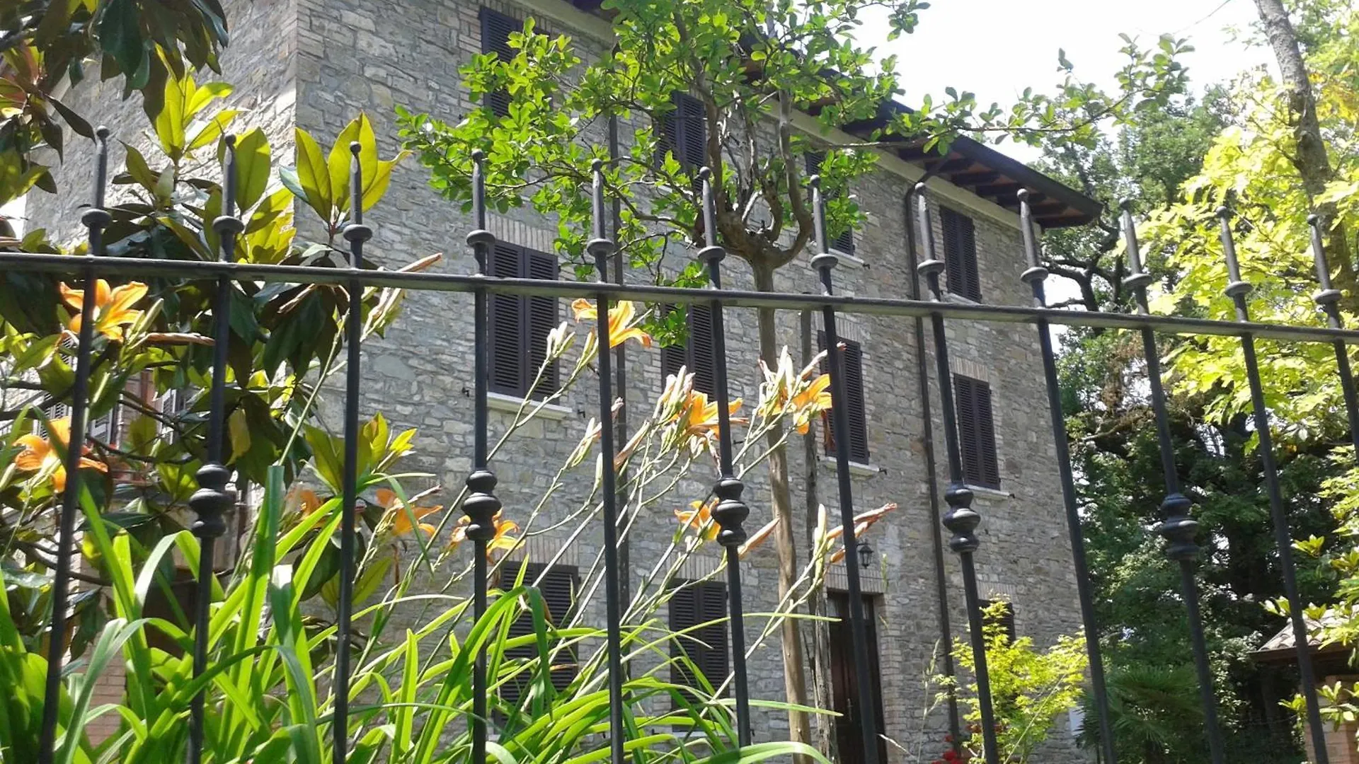 A Fine 2 Bedroom Stone House In Emila Piacenza 0*,  Italy