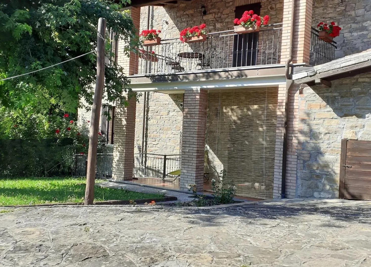 Holiday home A Fine 2 Bedroom Stone House In Emila Piacenza
